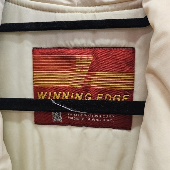 Winter, vintage, travel, cold, London, fog, casual, puffer, simple, retro - Picture 2 of 9